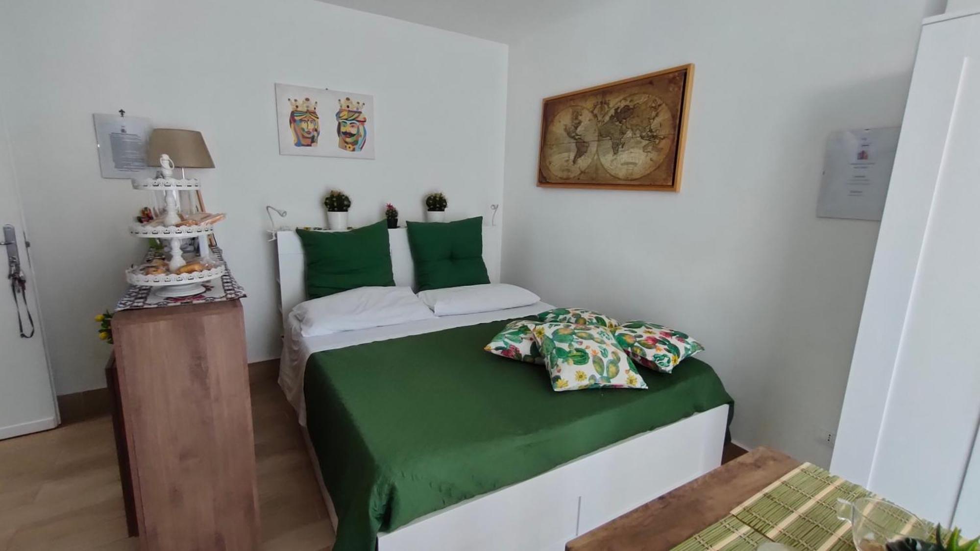 La Camera Di Stella - Ai Normanni Hotell Palermo Exteriör bild
